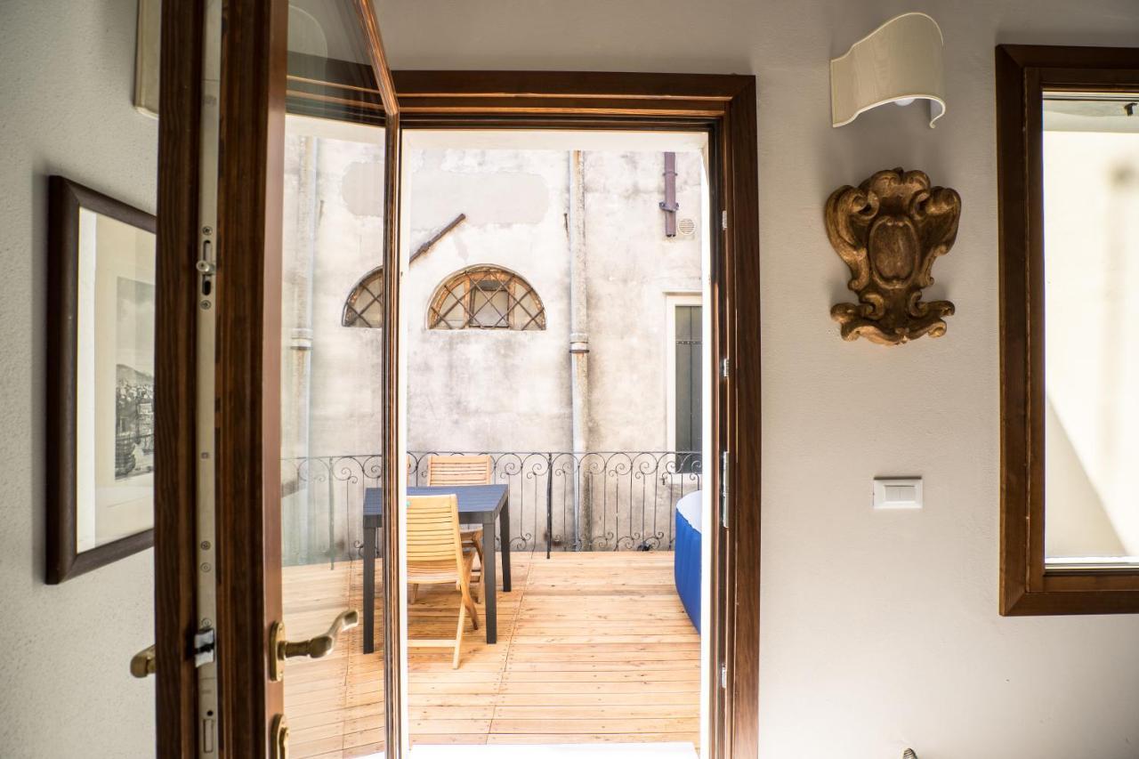 Casa Virginia Direct At The Canal Cannaregio With Own Roof Terrace Venedig Exterior foto