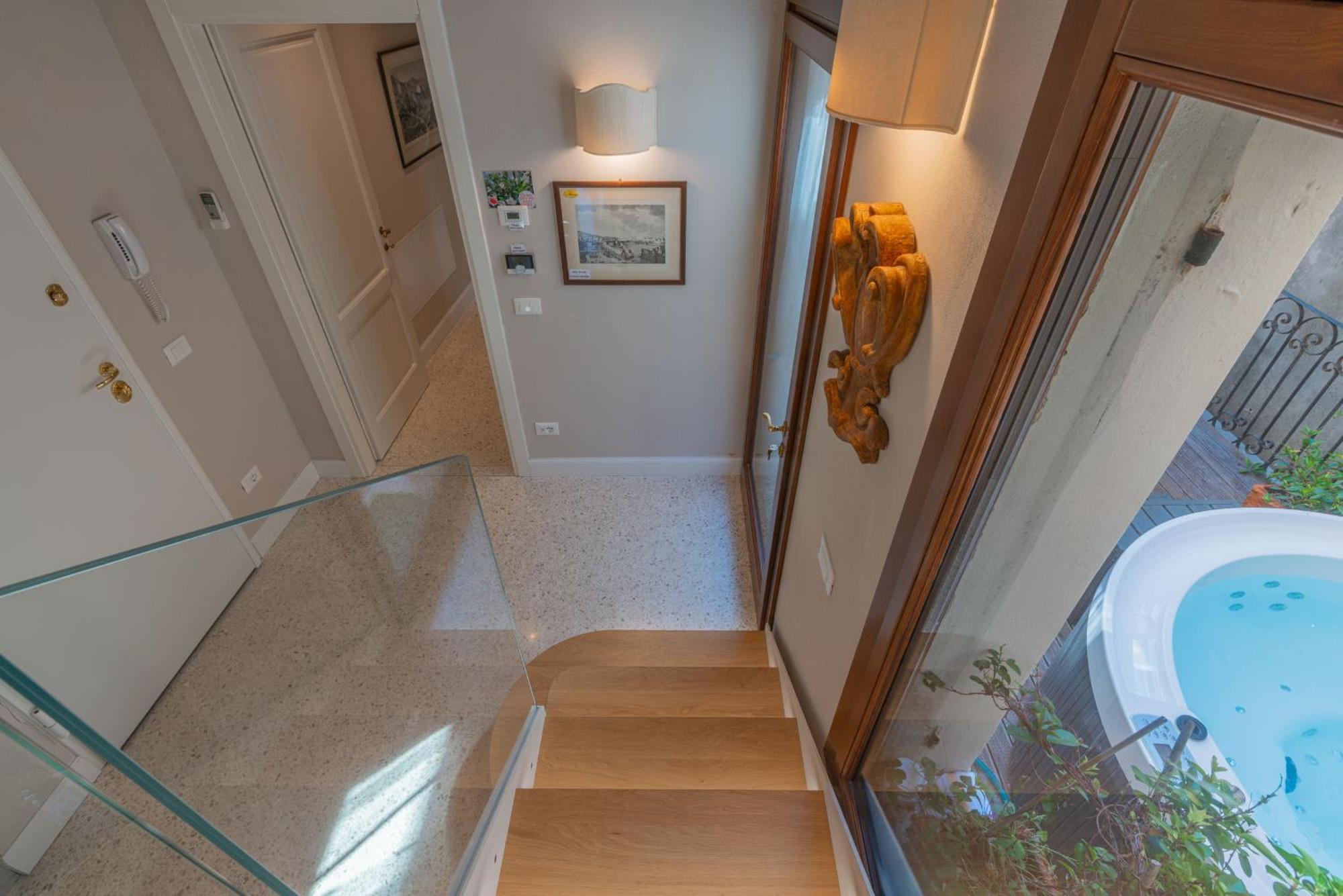 Casa Virginia Direct At The Canal Cannaregio With Own Roof Terrace Venedig Exterior foto