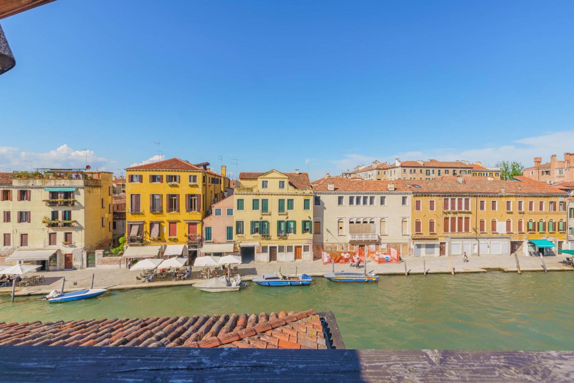 Casa Virginia Direct At The Canal Cannaregio With Own Roof Terrace Venedig Exterior foto